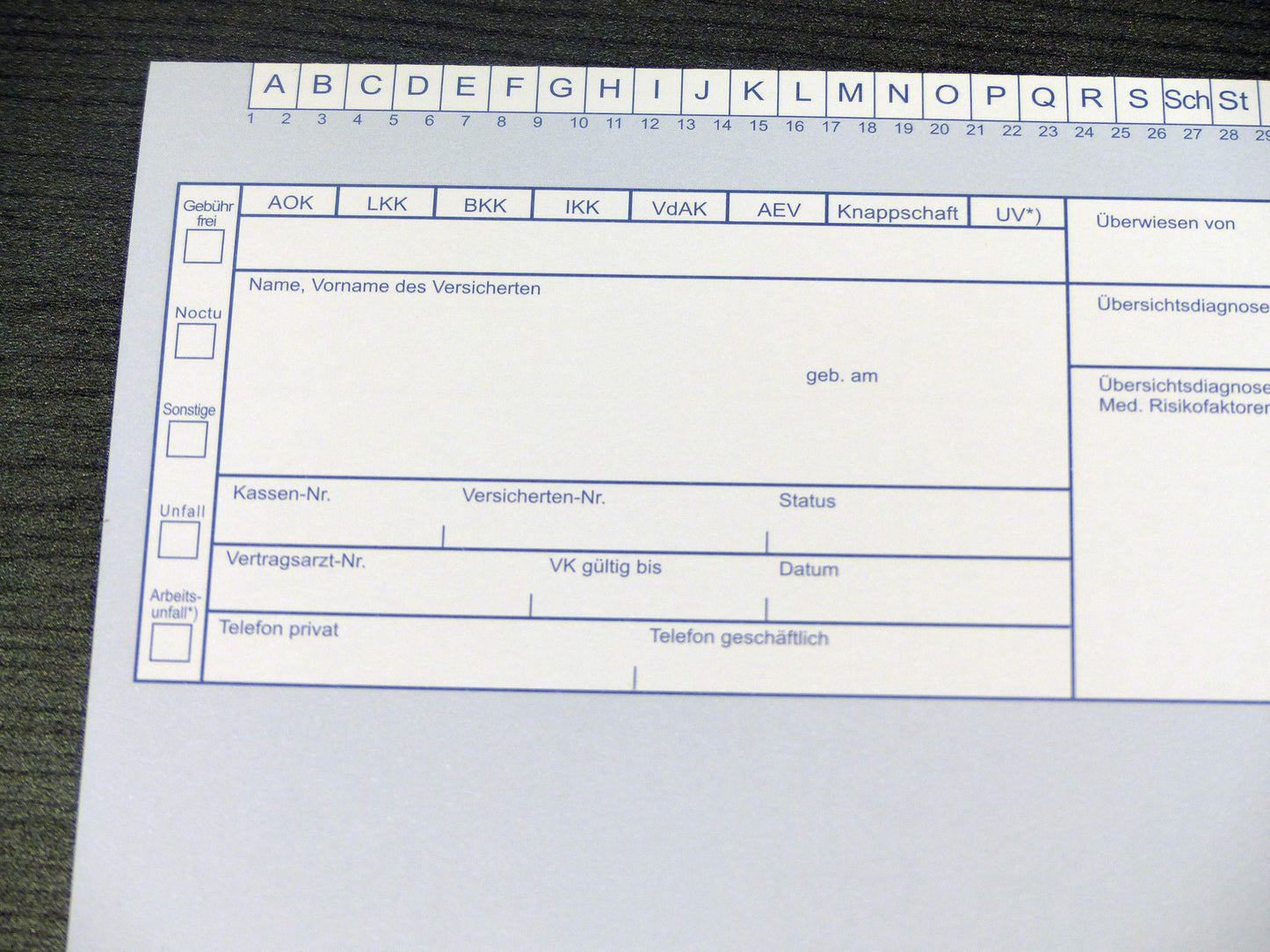 Stück Patientenkarteikarten in Blau - geschlossen DIN A5 für Krankengymnastik/Physiotherapie/Ärzte (22698)